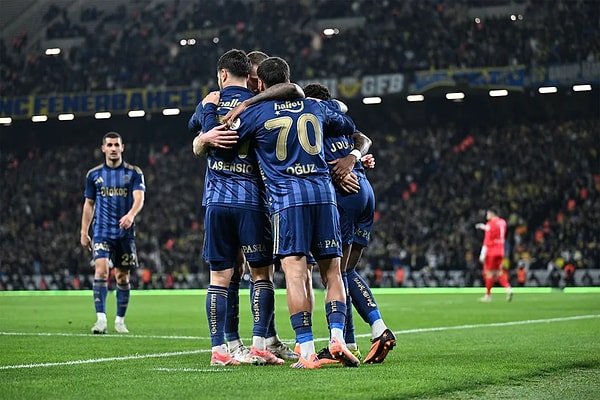 Fenerbahçe - Aston Villa Maçının Muhtemel 11'leri