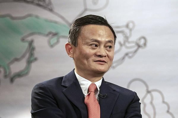 9. Alibaba'nın kurucusu Jack Ma, ilk iş olarak ne yapıyordu?