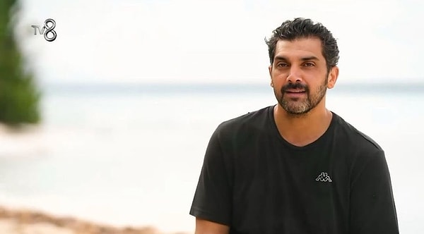 Bayhan, Survivor’da bu kez performansıyla değil, geçtiğimiz akşam yayınlanan bölümde ekrana yansıyan ilginç bir anla gündeme oturdu.