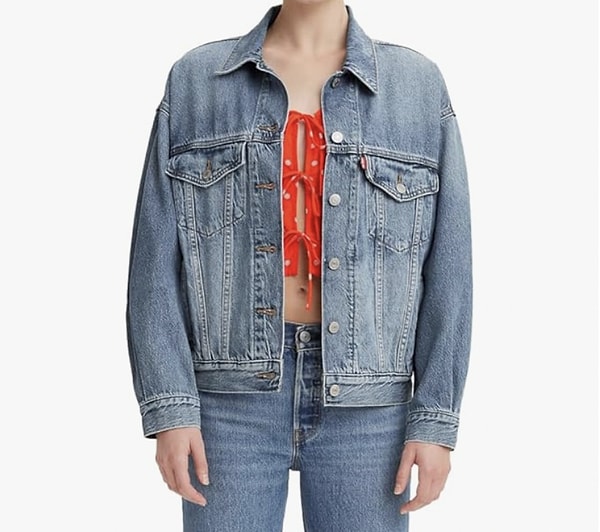 Gardırobunuzun zamansız parçası, Levi's kalitesiyle her mevsim stilinize eşlik edecek.