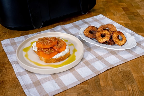 Karamelize Bal Kabaklı Tost & Tarçınlı Elma Cipsi Nasıl Yapılır?
