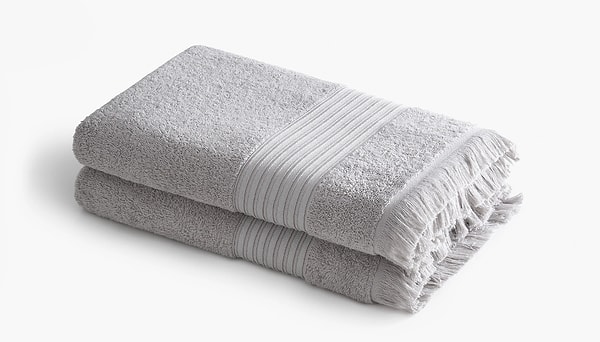 %100 saf Ege pamuğundan üretilen bu set, %50 indirimle 1.000 TL yerine 500 TL.