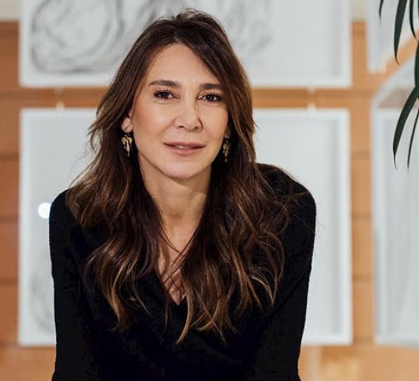 Yunanistan’ın Leros Adası açıklarında Ali Sabancı ve eşi Vuslat Doğan Sabancı, 24 Ağustos 2023’te tatilleri sırasında feci bir tekne kazası geçirdi.