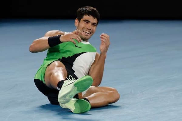 Alcaraz kariyer Grand Slam'ini tamamlayarak tarihe geçti!