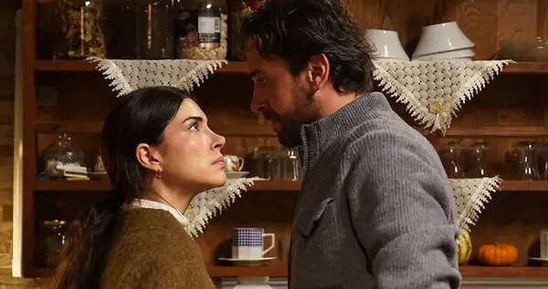 Başta Taşacak Bu Deniz ve Uzak Şehir olmak üzere yayınlanan diziler TRT 1 ve Kanal D arasındaki reyting rekabetini güçlendirdi.