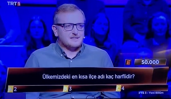 TRT 1 ekranlarında yayınlanan 3'te 3 programında izleyiciyi şaşırtan ve güldüren anlar yaşandı.