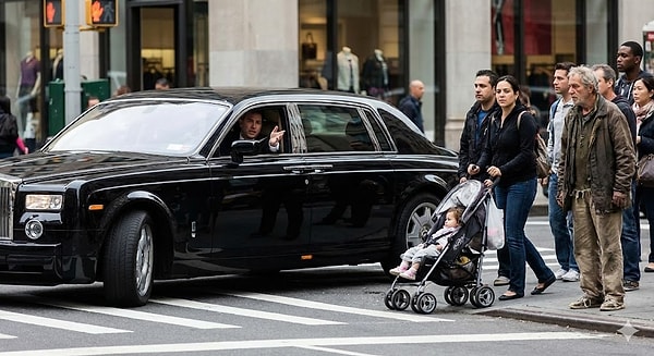Neden Böyle Davranıyorlar? "Açgözlülük" Psikolojisi