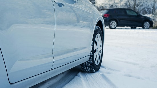 5 Essential Tips for Driving Safely in Winter