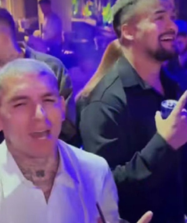 Galatasaray’ın Arjantinli golcüsü Mauro Icardi skandal iddialarla gündeme geldi.