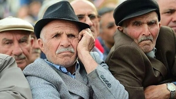 Emeklilere tatil desteği de meclise geldi.