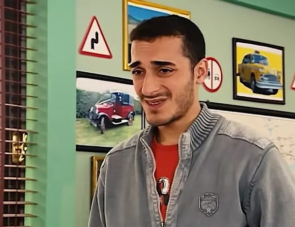 Akasya Durağı'nın Ali Kemal'i Ateş Fatih Uçan'dan Melek Baykal'a yanıt geldi.