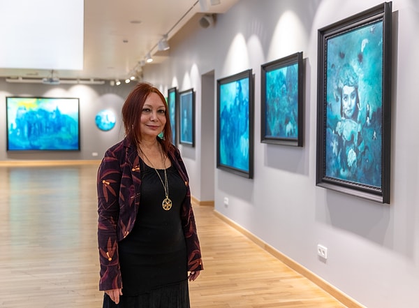 Ve son olarak Yonca Saraçoğlu nereye yürüyor? Sizden daha neler göreceğiz? Gelecek için hayalleriniz nelerdir?