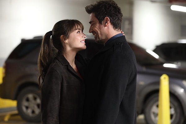 NOW'ın yeni dizisi Doktor Başka Hayatta'nın çekimleri tüm hızıyla devam etse de yayın günü hala netleşmemişti.