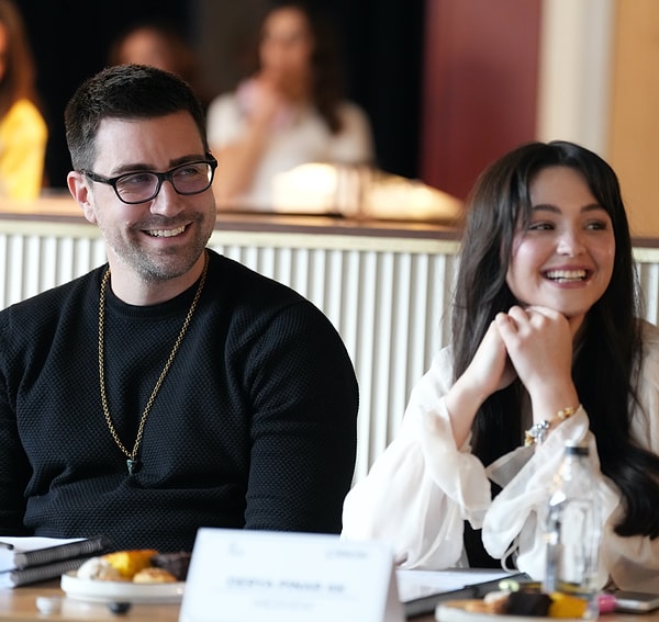 Çirkin dizisi yeni sezonun merak edilen projeleri arasında yer alıyor.