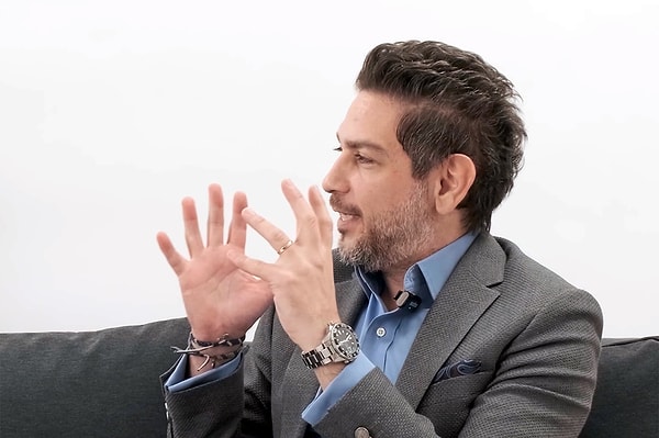 Sosyal medya hız ve dikkat üzerine kurulu bir mecra. Peki eğitim gibi derinlik gerektiren bir alan bu ritme nasıl uyum sağlıyor? Khan Academy sosyal medyada içerik üretirken en büyük zorluklarla nasıl baş ediyor ve bu platformları bir “varış noktası” değil de bir öğrenme köprüsü olarak nasıl konumlandırıyor?