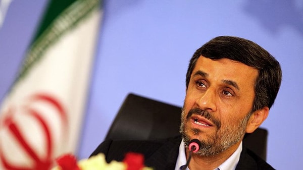 İran'ın "üst düzey komutanlarına yönelik" operasyonda öldürüldü.