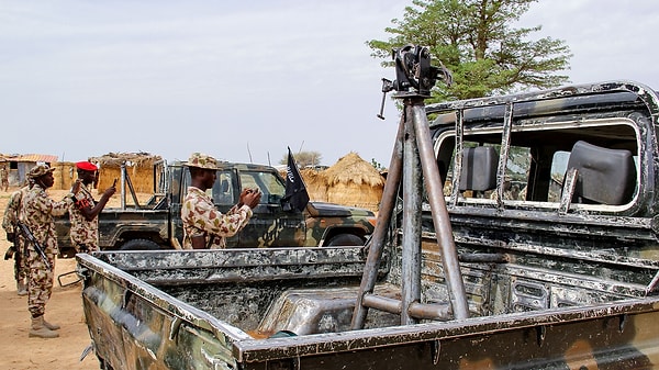 25 Aralık 2025: Boko Haram örgütünü vurdu ancak Nijerya hükümetini tehdit ederek "el koyma" tehdidinde bulundu.