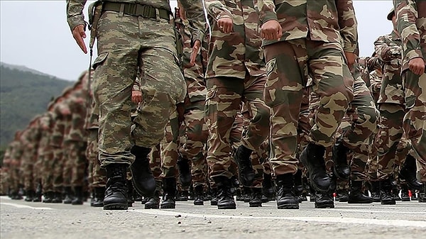 AKP Grup Başkanvekili Abdullah Güler, TBMM’ye sunulan yeni kanun teklifinin detaylarını açıkladı.