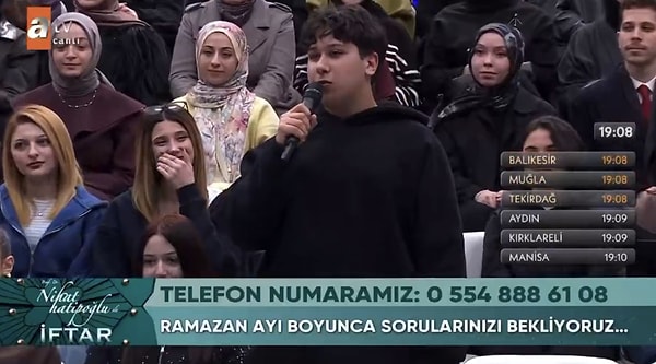 Nihat Hatipoğlu soruya taktikle karşılık verdi.