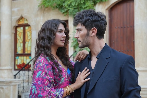 The competition among local TV series continues to heat up on social media as well.