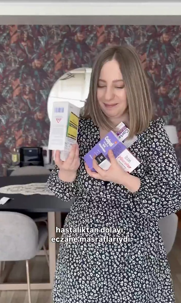 Beşinci ayda ek gıdaya başladıklarını söyleyen anne, bu süreçte yeni alışverişler yapmak zorunda kaldığını belirtti.