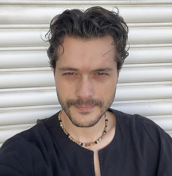 İsmail Hacıoğlu’nun ayrılığının ardından yapım ekibi dizinin yeni başrolü için arayışa başlamıştı.