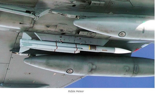 Türkiye’nin Meteor füzesine yönelik ilgisi de bu stratejik avantajla bağlantılı.