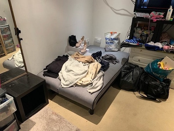 Zamanla hayatını yeniden kurmaya karar veren Adamou, gece okuluna giderek yaşam koçluğu eğitimi aldı ve kendi pazarlama şirketini kurdu.