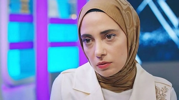 Nursema Ünal - Kızılcık Şerbeti