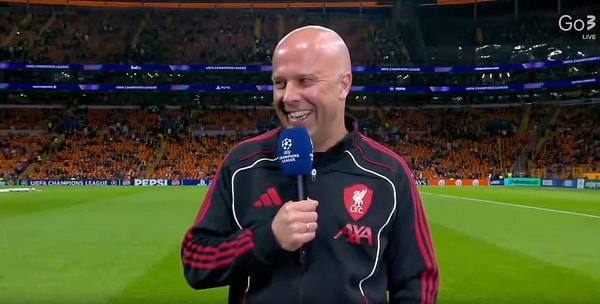 Arne Slot ilk maçta da taraftarların yoğun desteğinden bahsetmişti.