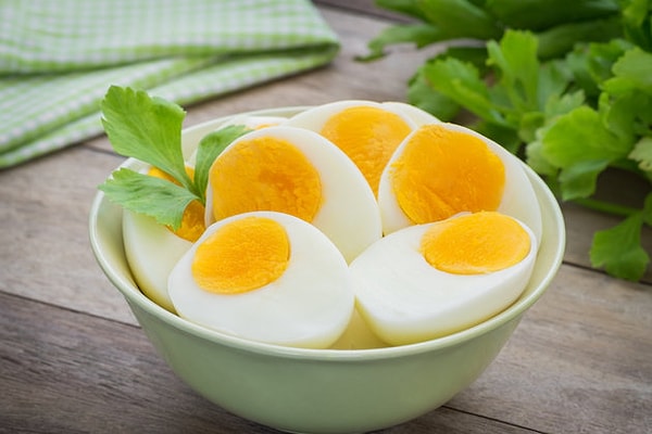 Natural methods to eliminate the smell of eggs!