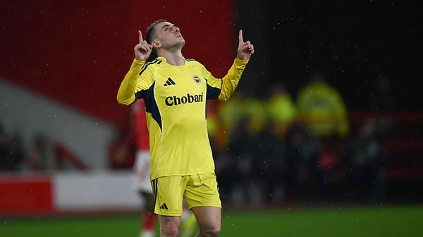 UEFA, Fenerbahçe'de yapılan sözleşmelerle ilgili incelemesini tamamladı.