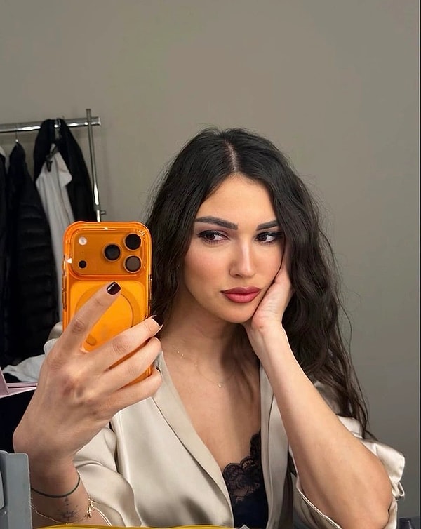 Bir döneme damga vuran Acemi Cadı'nın Tuğçe'si yıllar sonra ortaya çıktı.