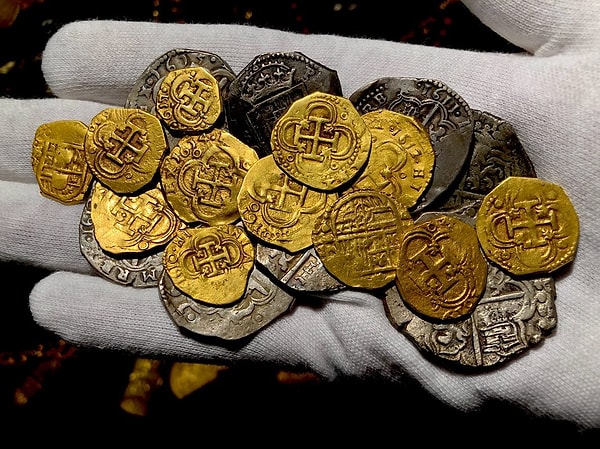 Altın/Gümüş rasyosuna tarihsel açıdan baktığımızda şu tabloyla karşılaşıyoruz: