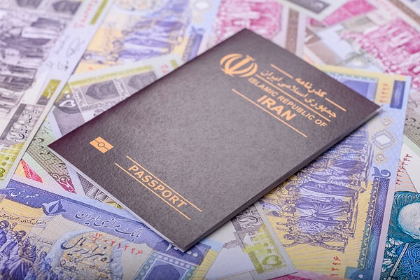 ABD ve İsrail ile savaşta olan İran’ın vatandaşlarına yönelik olarak Avustralya’dan ilginç bir karar geldi.