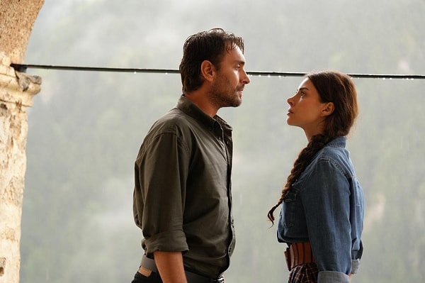 TRT 1’de yayınlanan Taşacak Bu Deniz sezonun en çok izlenen dizileri arasında.