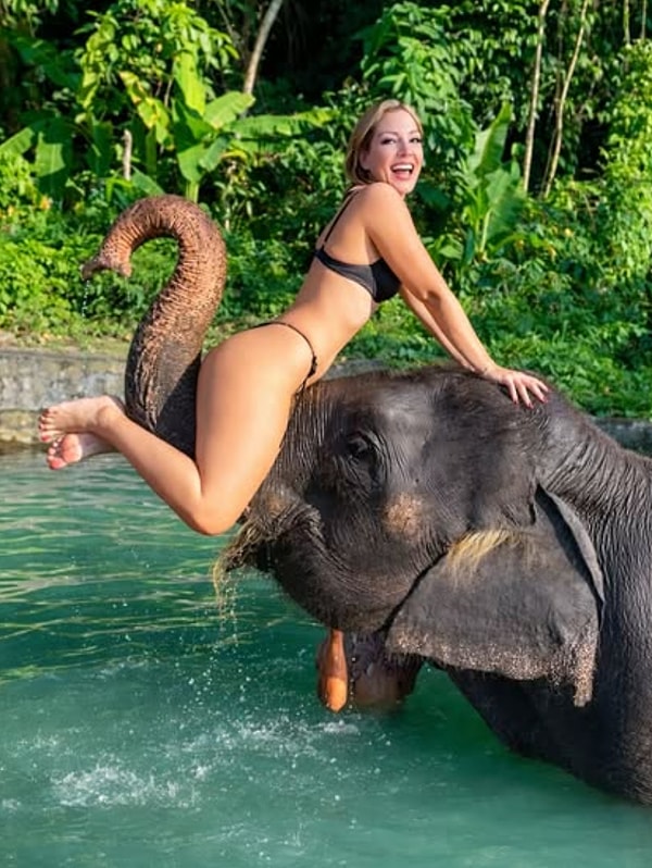 Güncel verilere göre Atalay’ın profilinde ücretli içerikleri takip eden abone sayısı 12 bin 100 kişiyi aşmış durumda.