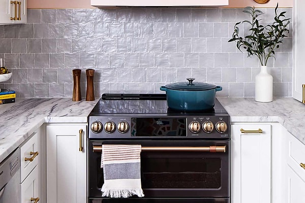 Bir başka risk de cam yüzeyde oluşabilecek ısı dengesizliği.