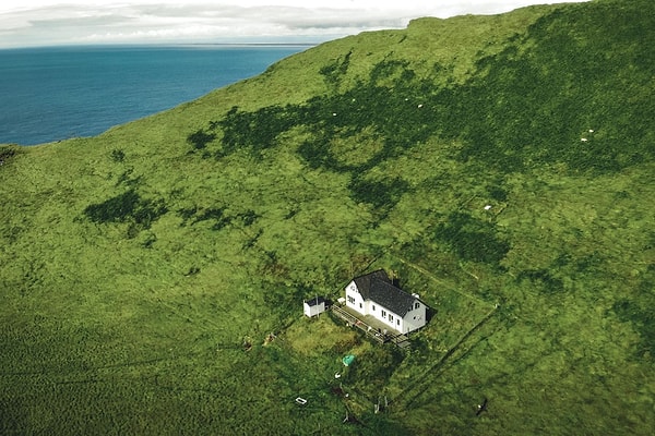 Gerçek hikaye sandığınızdan daha sade ama en az söylentiler kadar ilginç