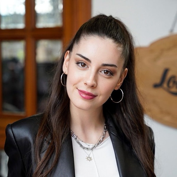 Kızılcık Şerbeti'nin Çimen'i Selin Türkmen, fotoğraf itirafıyla gündem oldu.