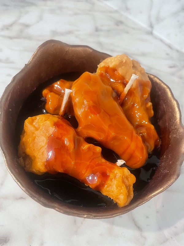 11. Aman yemeğin: Tavuk değil, mum!