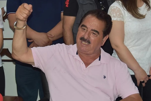 Geçtiğimiz günlerde yüksek ateş ve tansiyon düşüklüğü şikayetiyle hastaneye kaldırılan İbrahim Tatlıses’in sağlık durumunun aslında sandığımızdan daha ciddi olduğu ortaya çıktı.