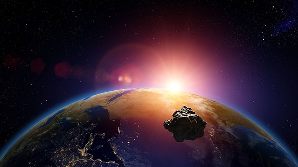 Big Rip teorisi evrenin günün sonunda parçalanabileceğini söylüyor