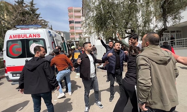 Saldırganın emniyet müdürü babası gözaltına alındı.