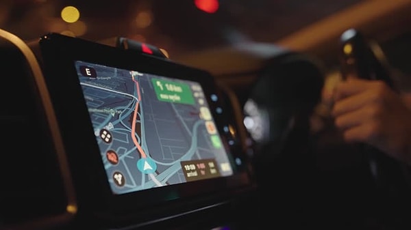 GPS Uyduları Neden Günde 38 Mikrosaniye Düzeltme Yapıyor?