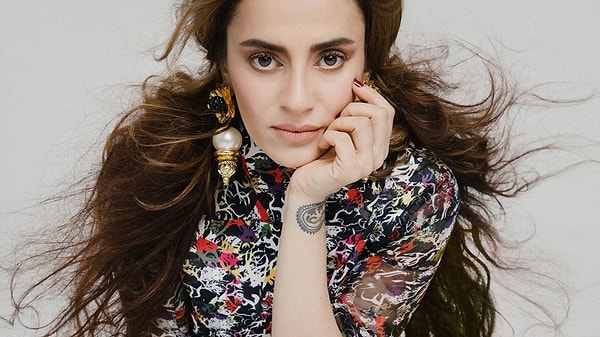 Ceylan Ertem, yaptığı paylaşımda özellikle son dönemde artan beyin göçüne dikkat çekerek şu ifadeleri kullandı: