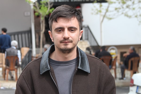 "Annemin dersine bile girmediği bir öğrenciymiş"