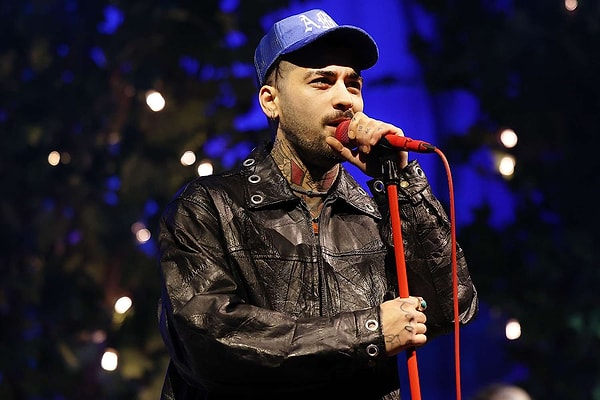 One Direction ile dünya çapında ün kazanan Zayn Malik, grubun en dikkat çeken isimlerinden biri olarak müzik kariyerine hızlı bir giriş yaptı.