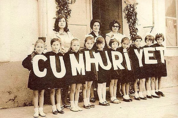 4. Eski 23 Nisan Görüntülerini İzleme