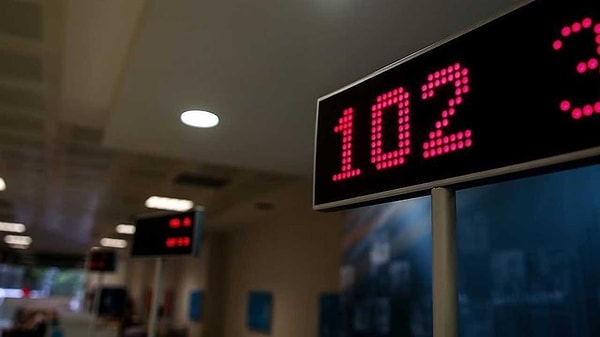 23 Nisan Perşembe Bankalar Açık mı?